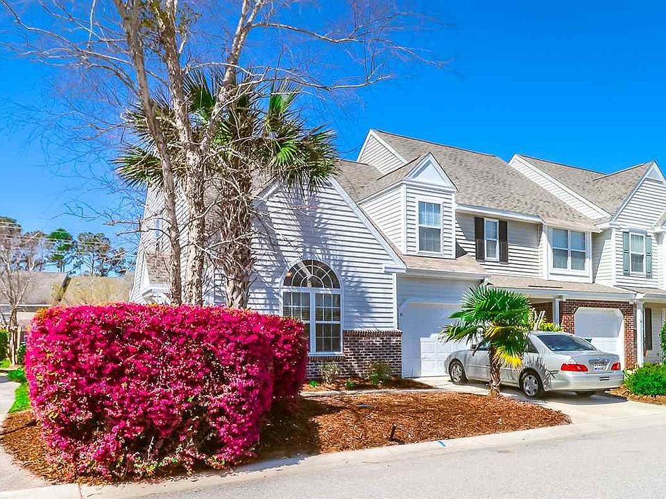 1st image of 41 Pond View Dr #41