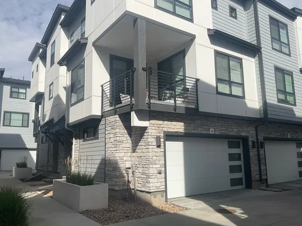2004 S Holly St Unit 4, Denver, CO 80222