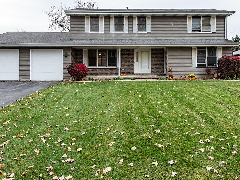 1st image of 38268 N Manor Ave