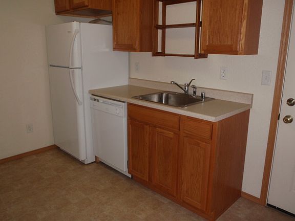 4th image of 3901 Oleary St #108