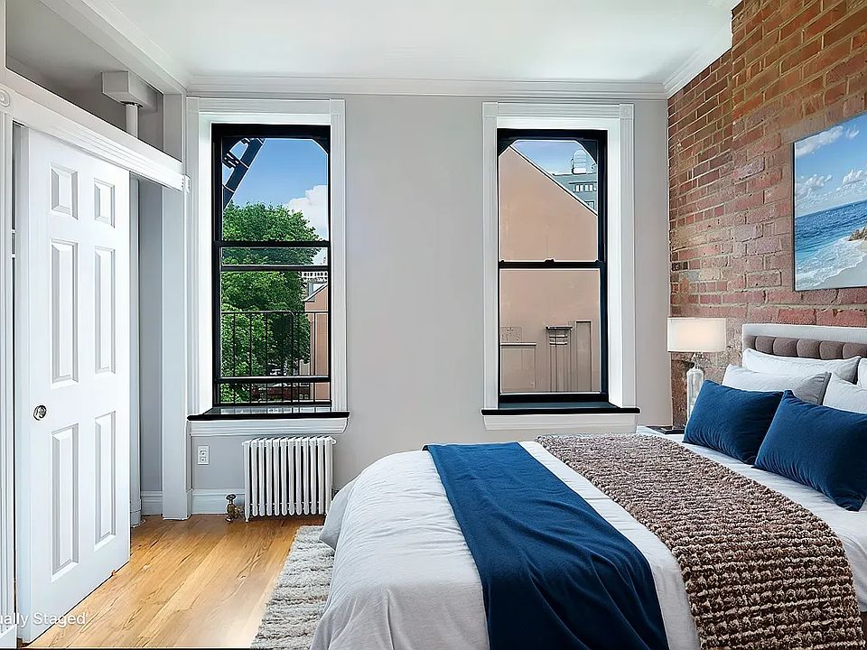 2nd image of 120 E 102nd St APT 3D