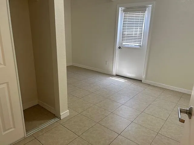 1296 Alderwood Ln — Photo 10