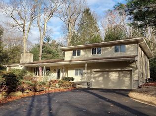 10 Dunanderry Way, Paxton, MA 01612