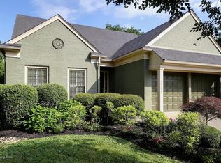 2808 Rivers Edge Rd, Louisville, KY 40222