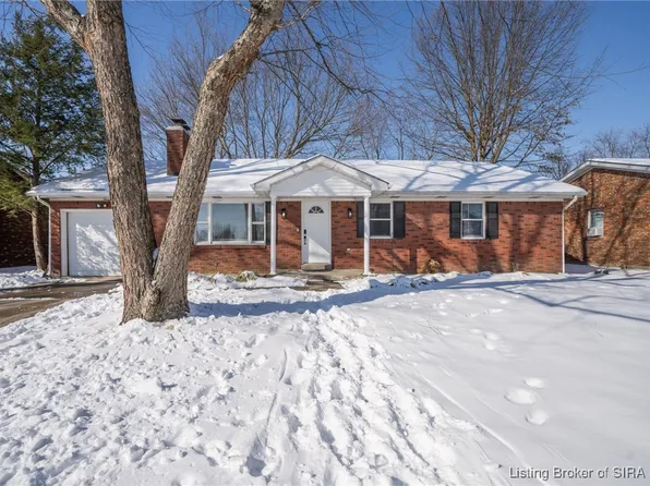 3211 Hickory Grove, New Albany, IN 47150