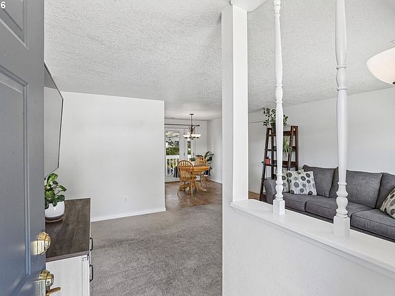 3rd image of 14682 SW May Ct