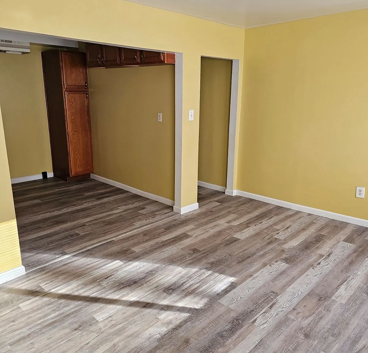 14740 West Chicago - B — Photo 2