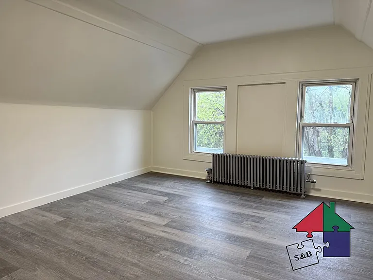 151 S Main St — Photo 5