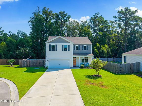 3rd image of 1580 Maltwood Court SE