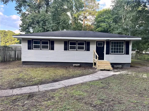 1749 Todd St, Fayetteville, NC 28306