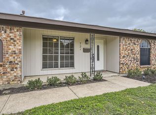 721 Ruidoso Dr, Saginaw, TX 76179