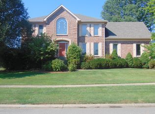 10532 Black Iron Rd, Louisville, KY 40291
