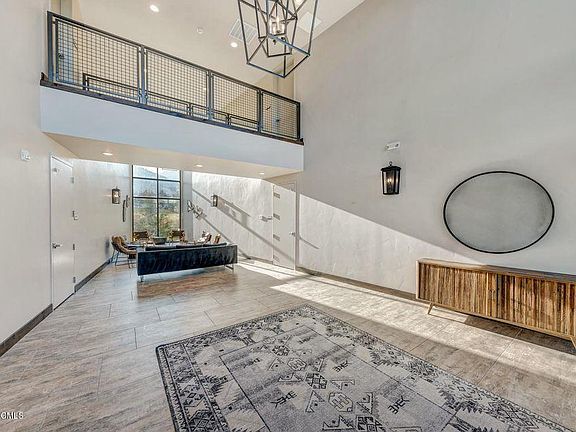 3rd image of 3751 Blackstone Dr #1J