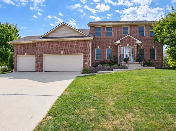 9600 Twin Eagles Dr, Johnston, IA 50131