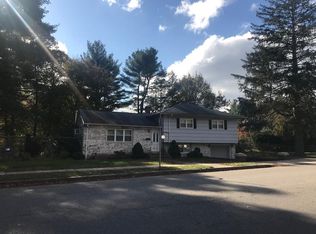 1078 Phillips Rd, New Bedford, MA 02745