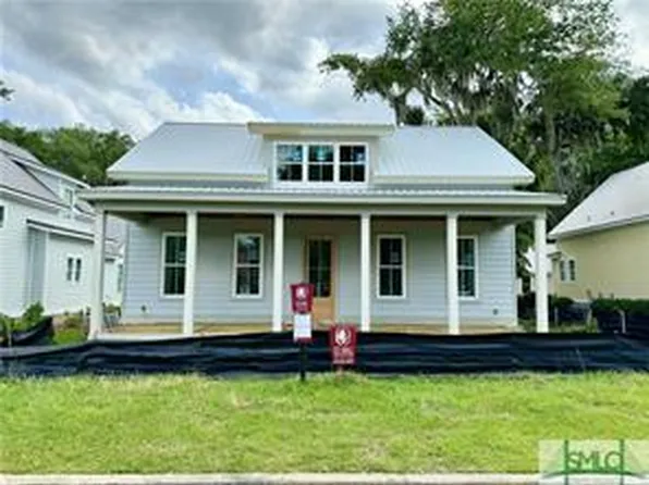 81 Salt Marsh Dr, Midway, GA 31320