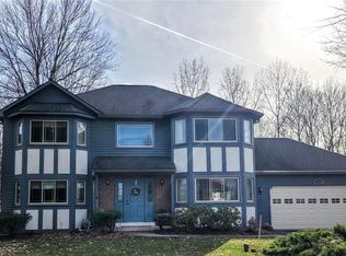 3098 Corlear Dr, Baldwinsville, NY 13027