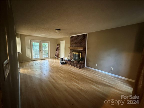5th image of 230 Withershinn Dr