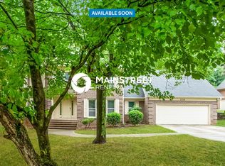 6806 Van De Rohe Dr, Charlotte, NC 28215