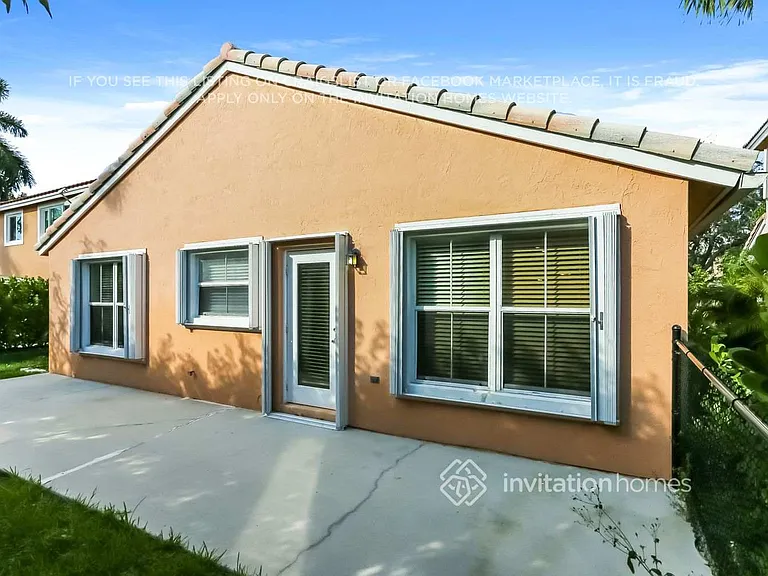 12162 NW 51st Ct — Photo 16