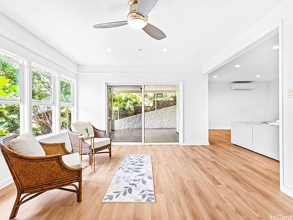 3rd image of 2021 Mott Smith Dr