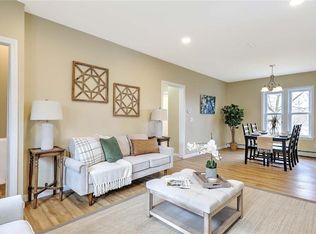 41 Harris Ave, Johnston, RI 02919