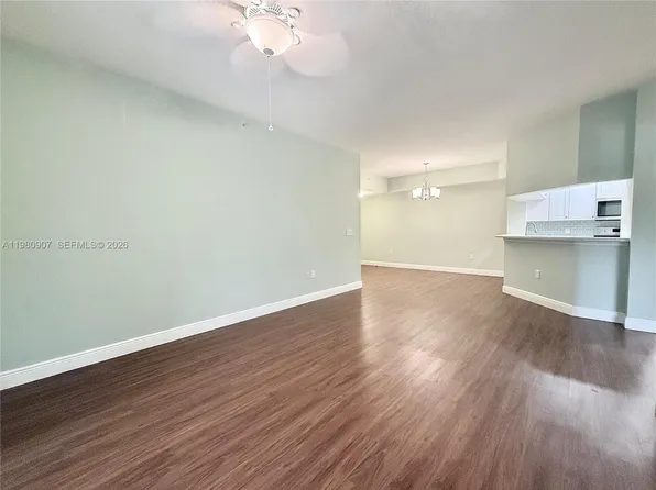 3020 Alcazar Pl APT 208, Palm Beach Gardens, FL 33410