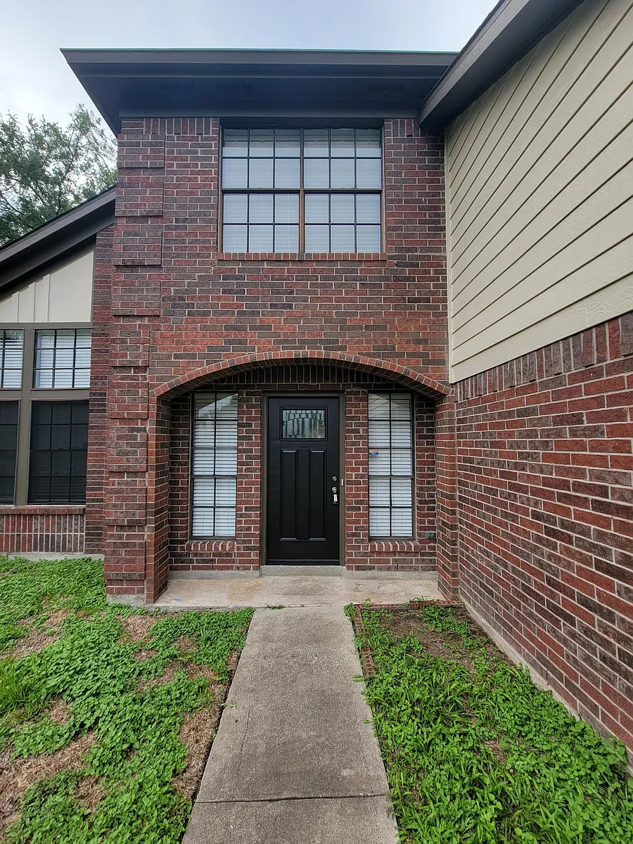 Building Photo - 731 Heathgate Dr