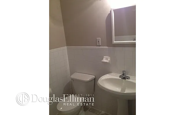 Rented by Douglas Elliman | media 15