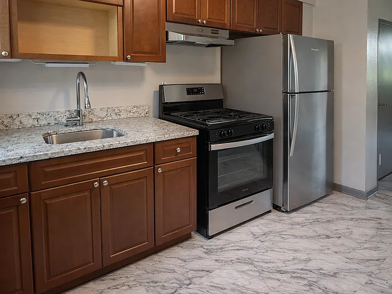 132 Ledgecrest Avenew — Photo 4