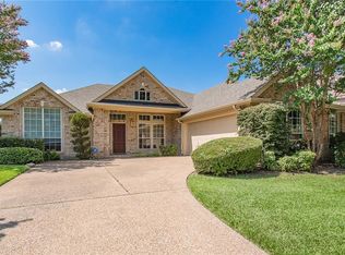 1641 Thomas Ln, Carrollton, TX 75010
