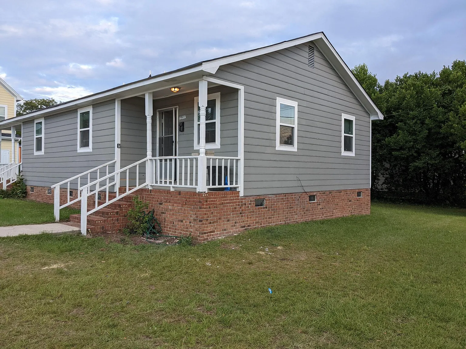 2 bed, 625 sqft, $975 — Photo 2