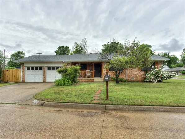 1110 Kouba Dr, Yukon, OK 73099