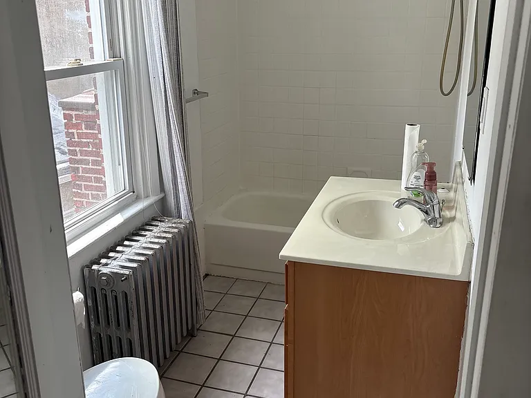 132 W Laurel St #3 — Photo 7