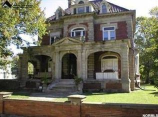 329 W 9th St, Lorain, OH 44052