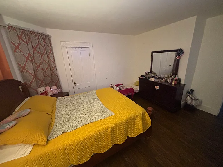 598 Washington Ave #2 — Photo 12