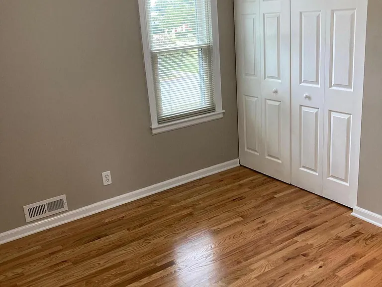 2510 Browns Ln — Photo 9