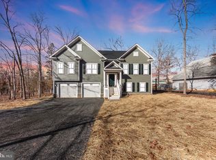 213 Fairfax Ln, Locust Grove, VA 22508