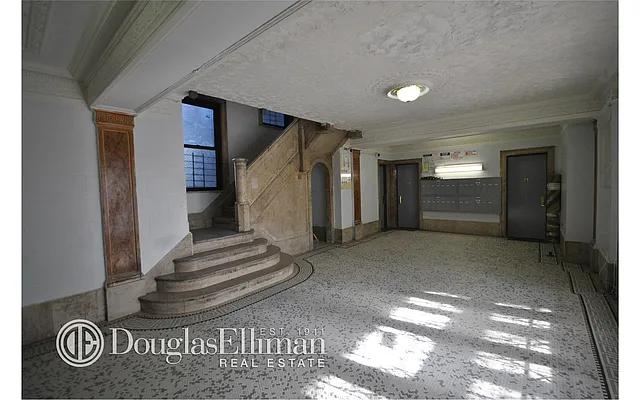 Rented by Douglas Elliman | media 32