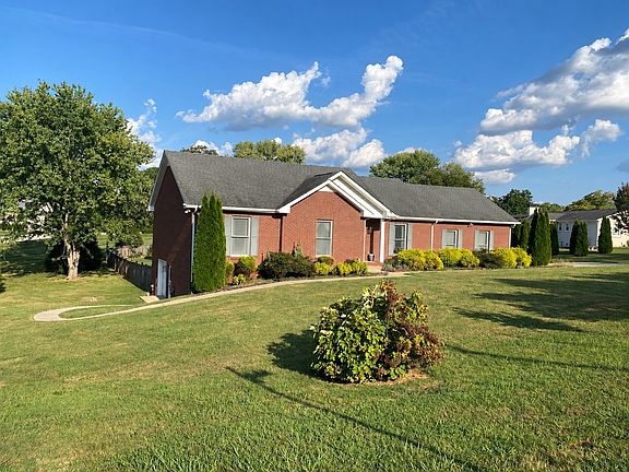 2nd image of 301 Locust Rd
