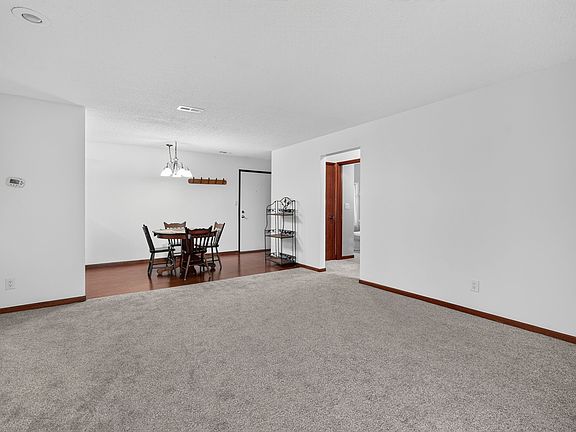 5th image of 4805 86th St APT 34