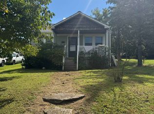 706 Walnut Ave, Pulaski, VA 24301