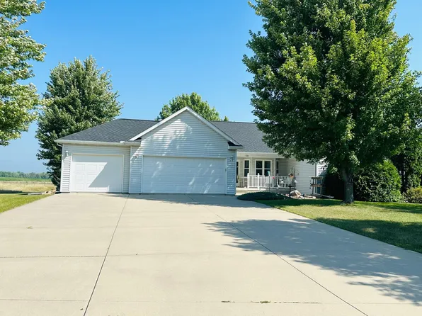 501 SW Pleasant St, Brownsdale, MN 55918