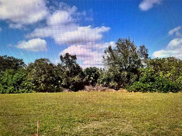 31-32 Margarita Ave, North Pt, FL 34287