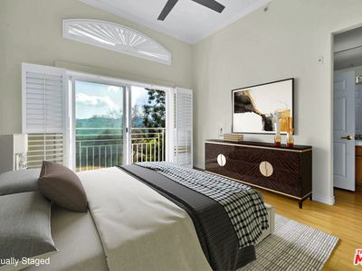 5200 Premiere Hills Cir APT 243, Woodland Hills, CA, 91364