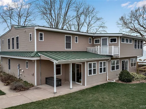 13 Porter Center Rd #N, Youngstown, NY 14174