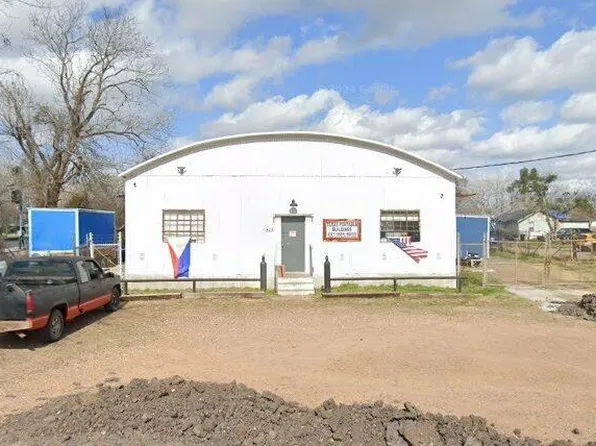 303 N Mantz St, Victoria, TX 77901