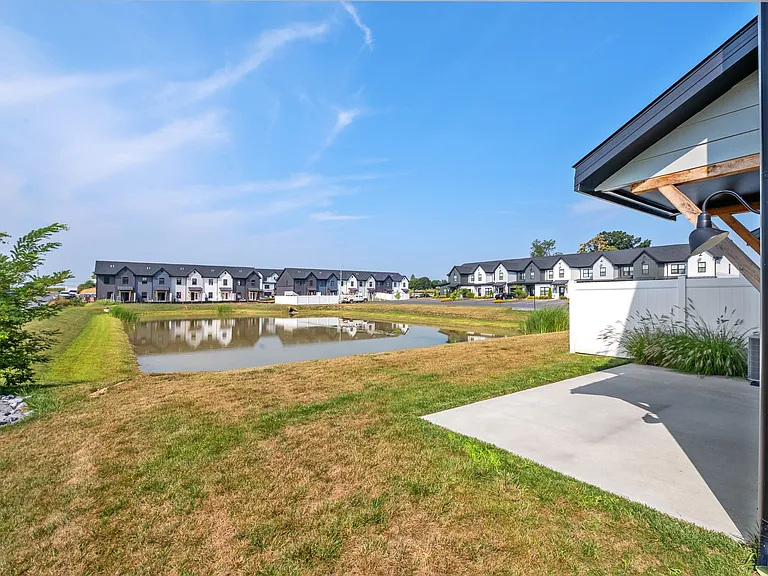 1 Field Ct — Photo 34
