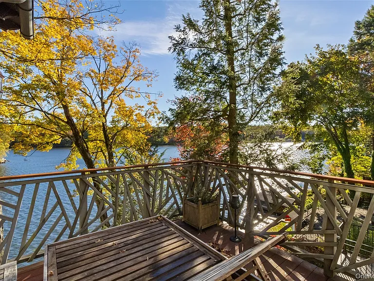 50 Cove Rd — Photo 14
