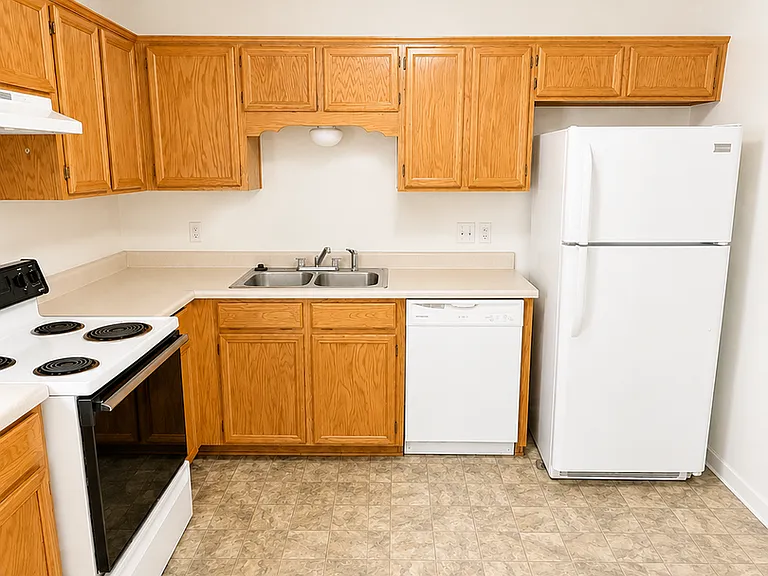 3105 Courtney Ln — Photo 3